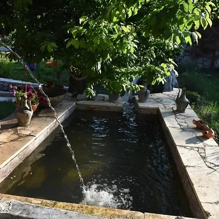 Kartapis Huzurlu Ve Oezel Havuzlu Villa Kaş